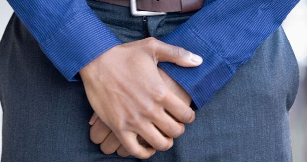 Dolor en la ingle como síntoma de prostatitis en un hombre