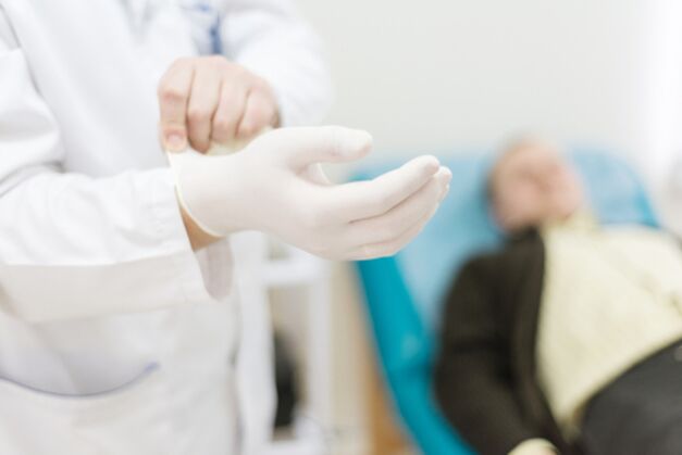 Si aparecen síntomas de prostatitis, debe consultar a un urólogo o un andrólogo